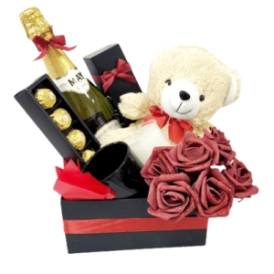 Love Hamper gift