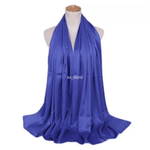 an image of a Blue colour shawl