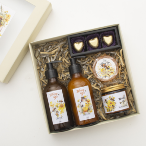 An image of a Cosmetic Gift Hamper